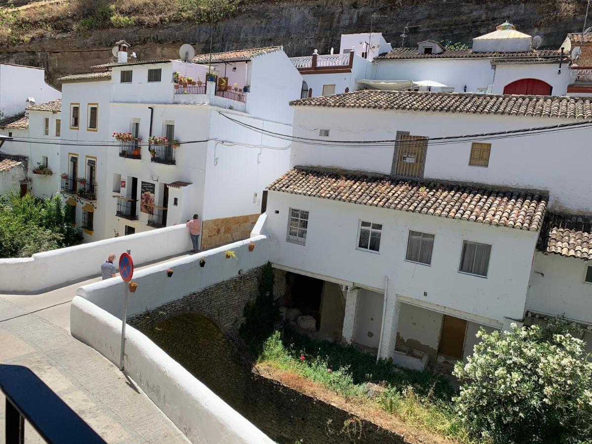 Villa Casa Cueva El Puente Setenil De Las Bodegas Exterior foto
